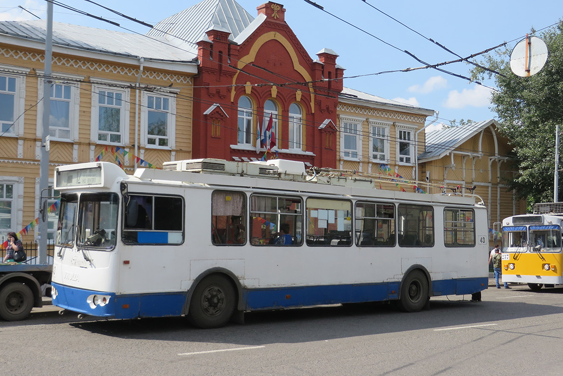 Омск, ЗиУ-682Г-016.02 № 43