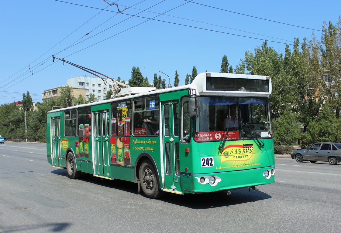 Махачкала, ЗиУ-682Г-016.05 № 242