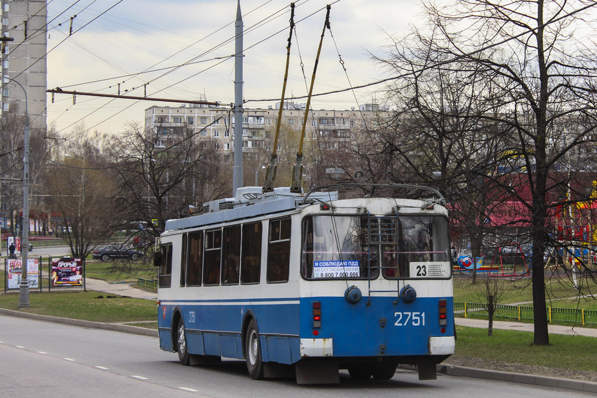 Maskva, ZiU-682G-016.02 (with double first door) nr. 2751