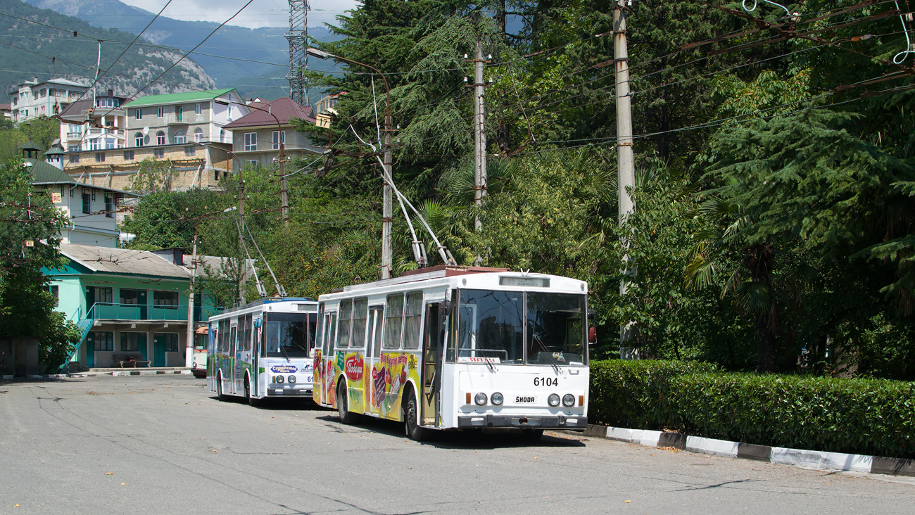 Крымский троллейбус, Škoda 14Tr89/6 № 6104