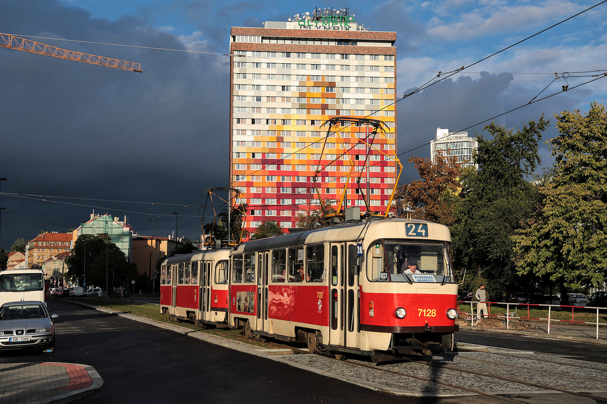 Прага, Tatra T3SUCS № 7128