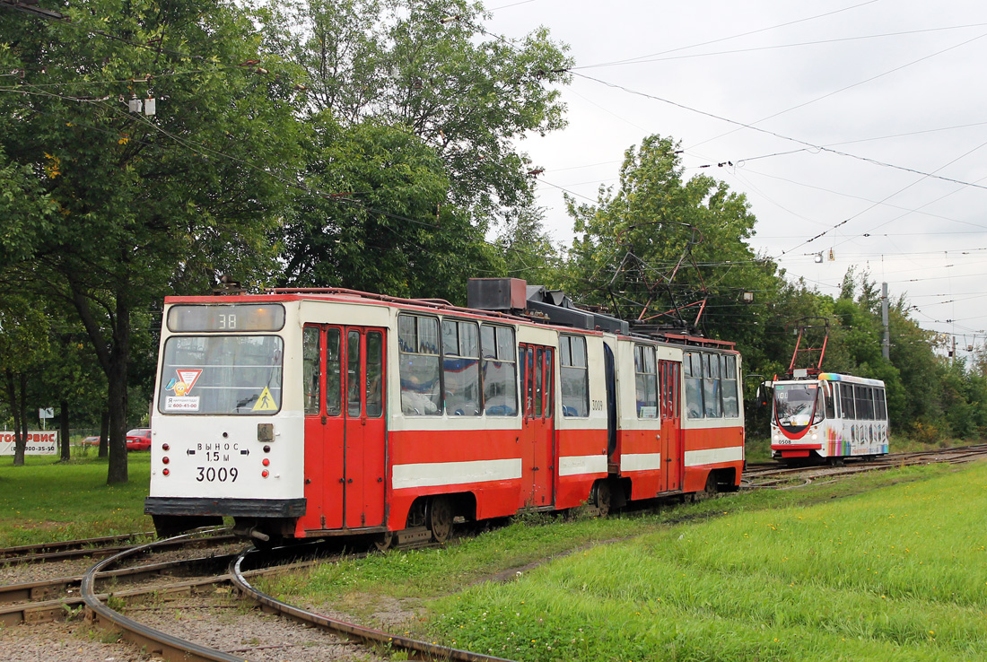 Sankt Petersburg, LVS-86K Nr. 3009; Sankt Petersburg, 71-134A (LM-99AVN) Nr. 0508