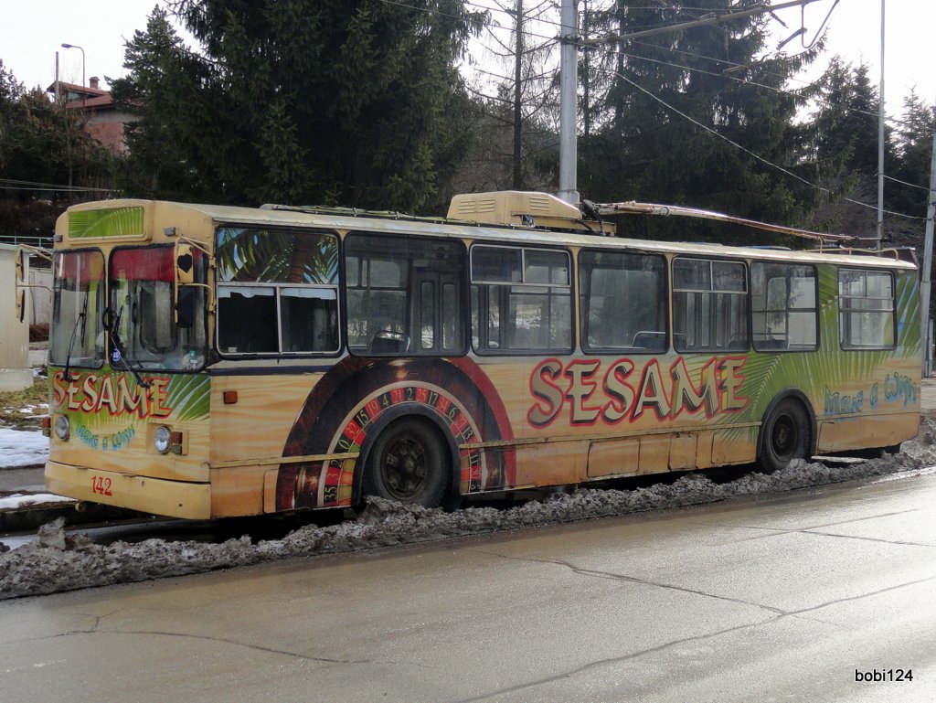 Плевен, ЗиУ-682УП НРБ № 142 (01427)