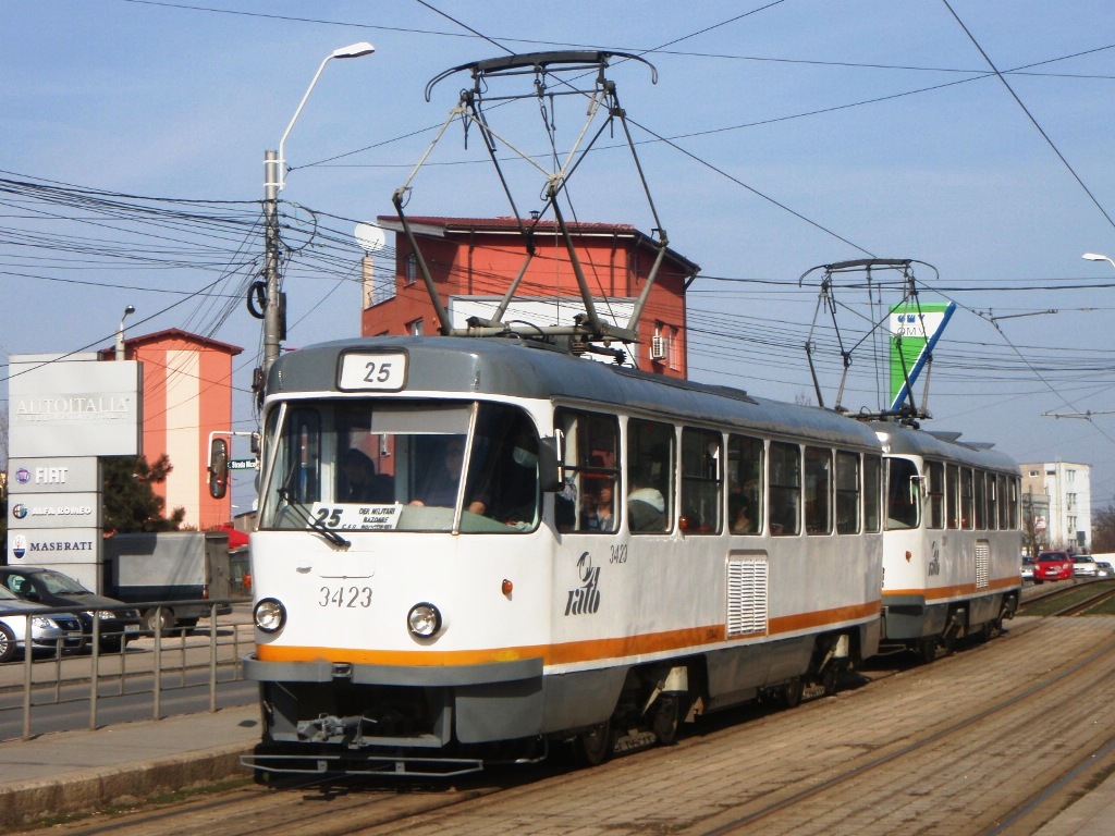 Бухарест - Илфов, Tatra T4R № 3423; Бухарест - Илфов, Tatra T4R № 3381