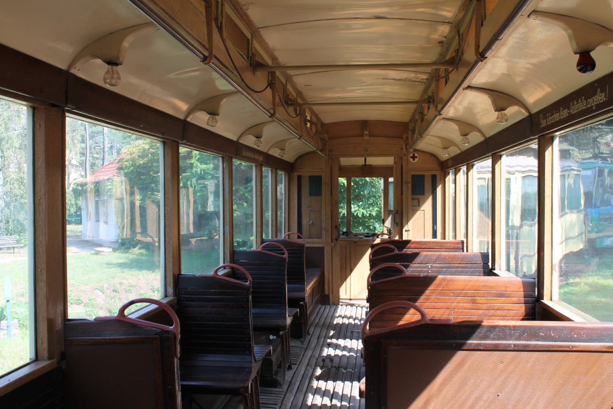 Шёнайхе – Рюдерсдорф, Четырёхосный моторный Lindner/AEG № 34; Шёнайхе – Рюдерсдорф — Юбилей: 50 лет историческому трамвайному вагону № 73 (10.09.2016) Шёнайхе – Рюдерсдорф, Четырёхосный моторный Lindner/AEG № 34; Шёнайхе – Рюдерсдорф — Юбилей: 50 лет историческому трамвайному вагону № 73 (10.09.2016)