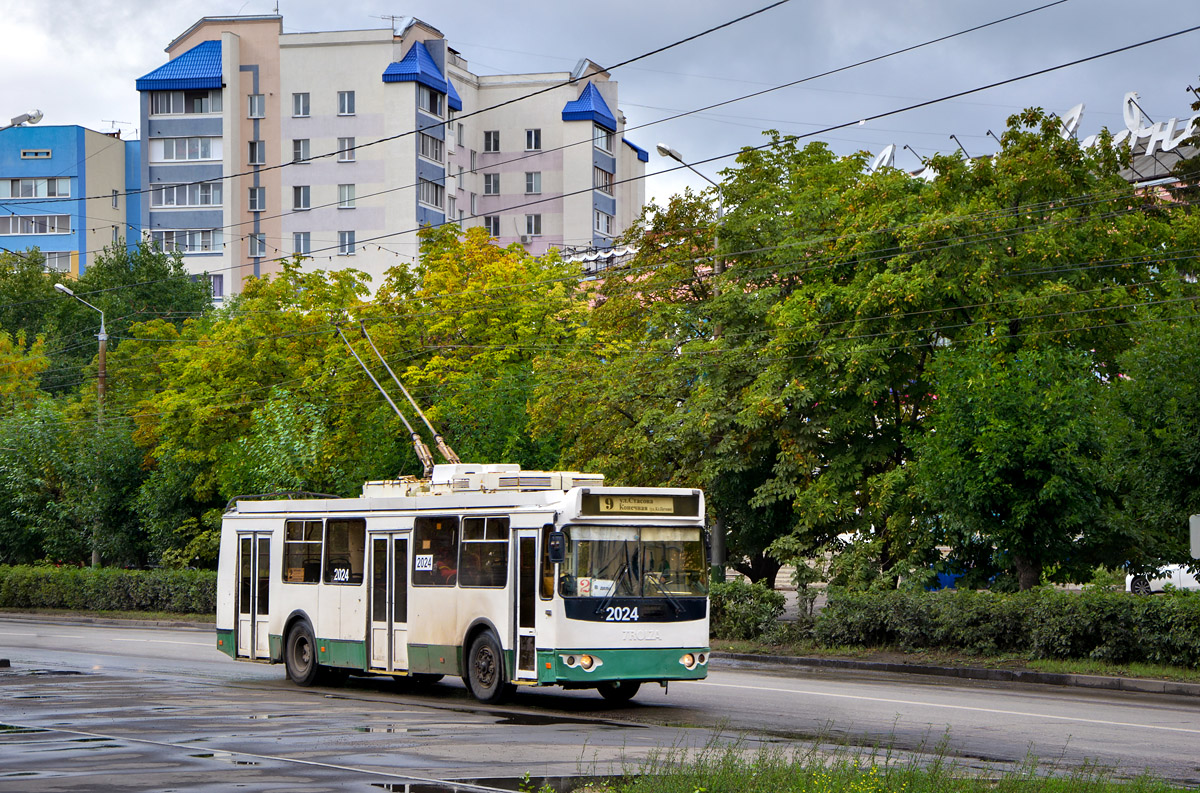 Пенза, ЗиУ-682Г-016.02 № 2024