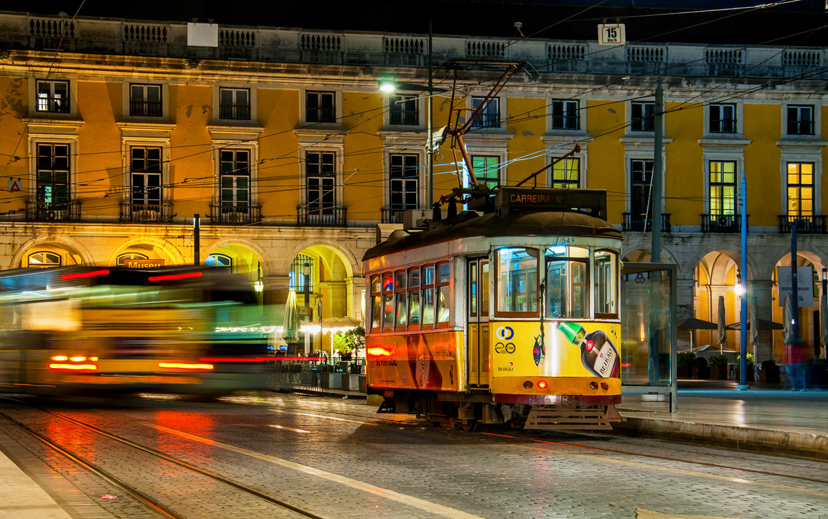 Lisbon, Carris 2-axle motorcar (Remodelado) č. 549