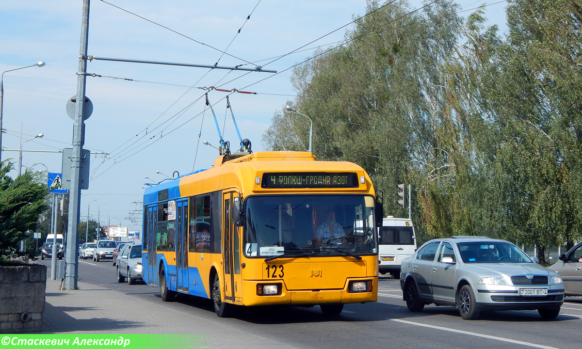 Гродно, БКМ 32102 № 123