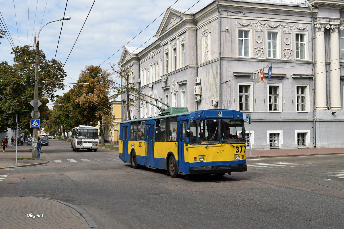 Chernihiv, ZiU-682V [V00] Br. 377