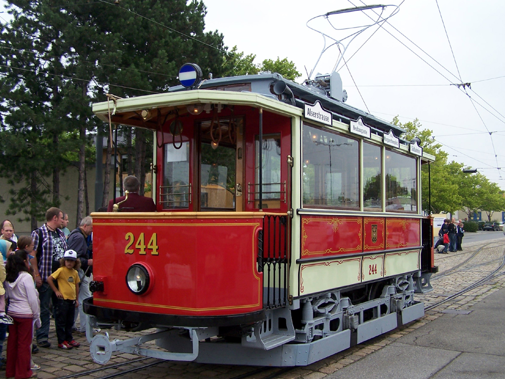 Вена, Graz Type D № 244; Вена — Tramwaytag 2009