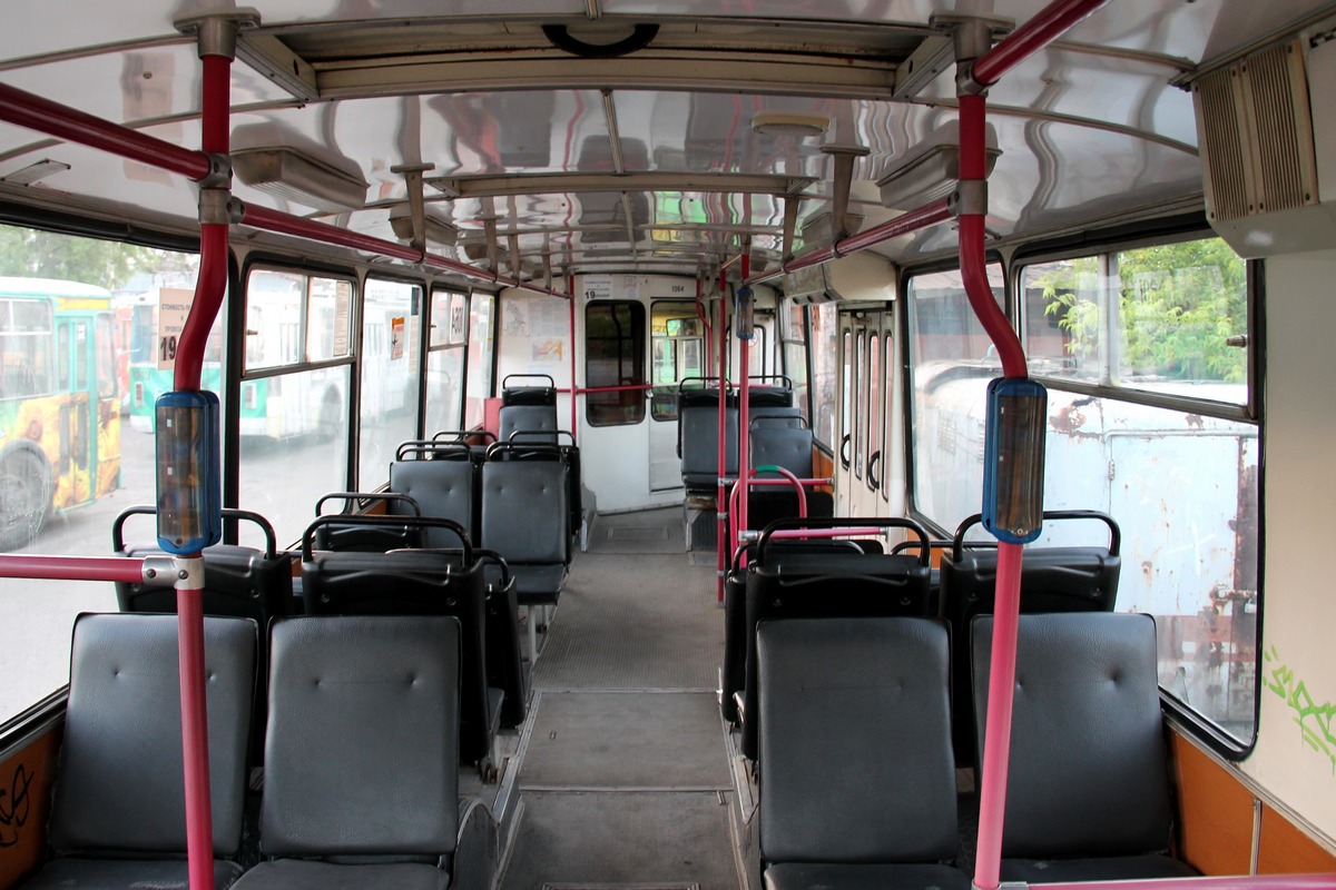 Красноярск, ЗиУ-682Г-016 (018) № 1064