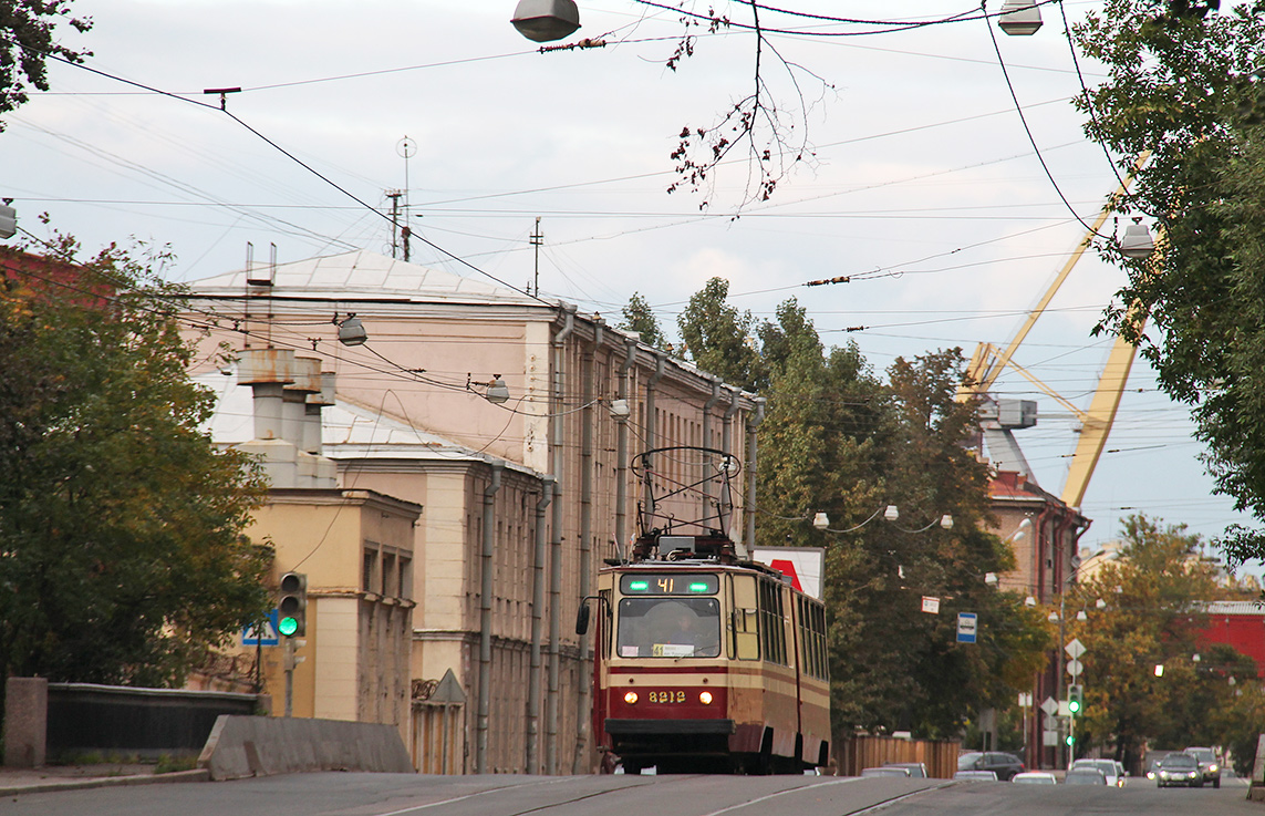 Санкт-Петербург, ЛВС-86К № 8212