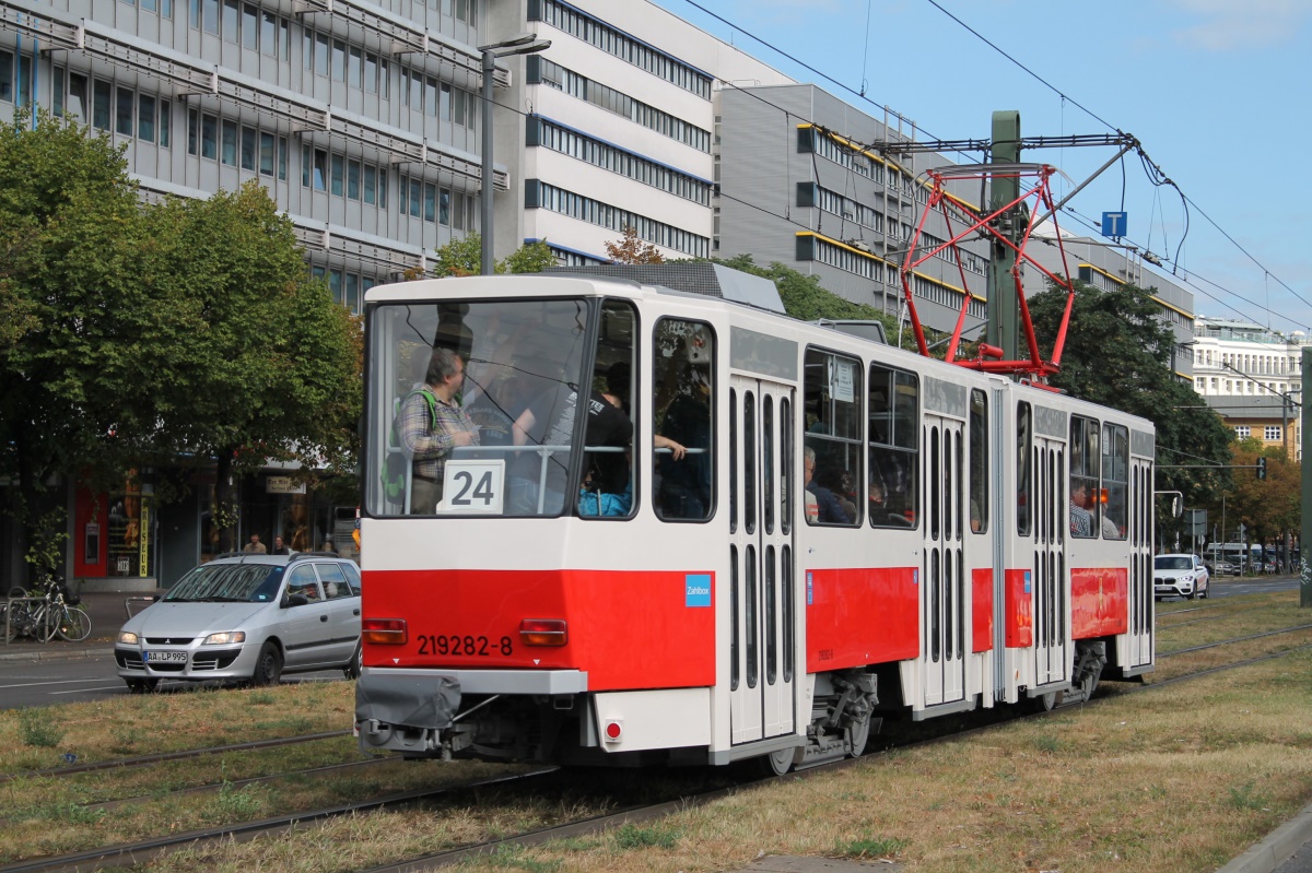 Берлин, Tatra KT4D № 219 282-8