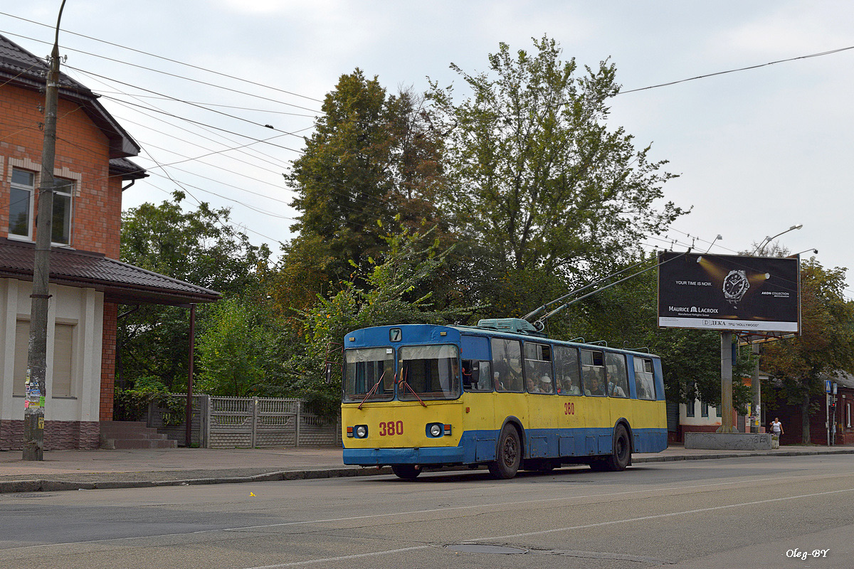 Чернигов, ЗиУ-682В [В00] № 380