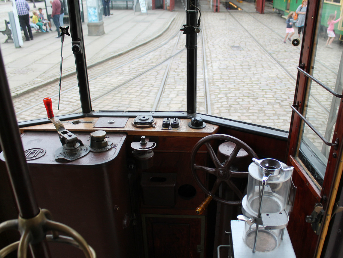 Skjoldenæsholm, Scandia 2-axle motor car — 3