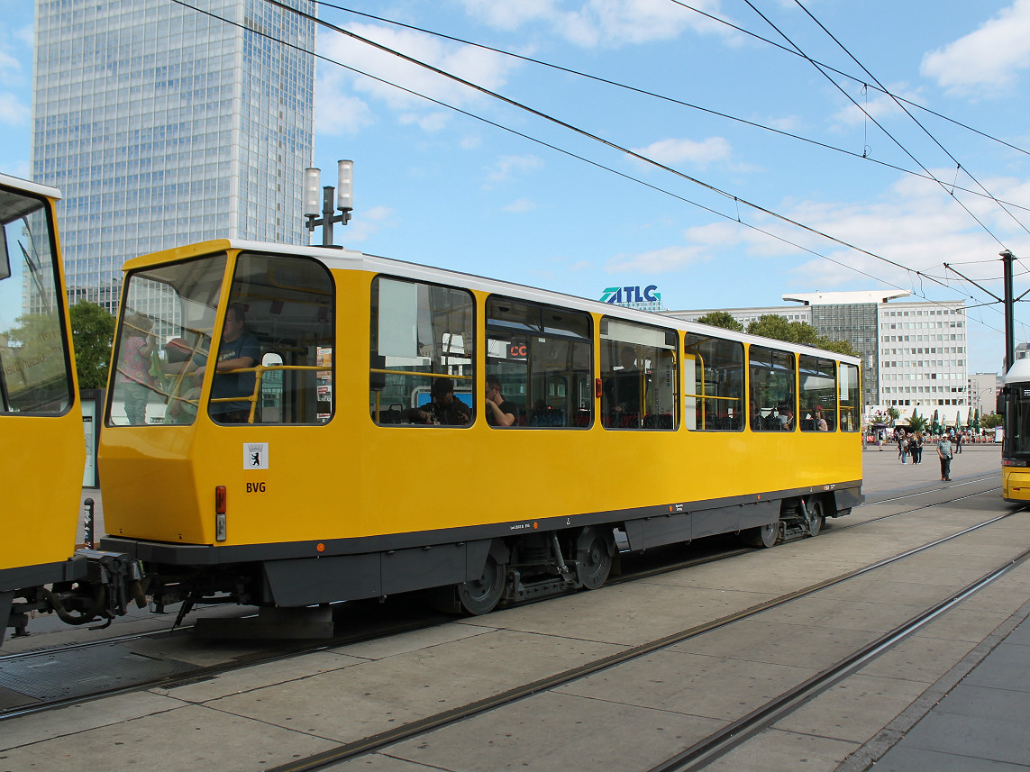 Берлин, Tatra B6A2M № 5563