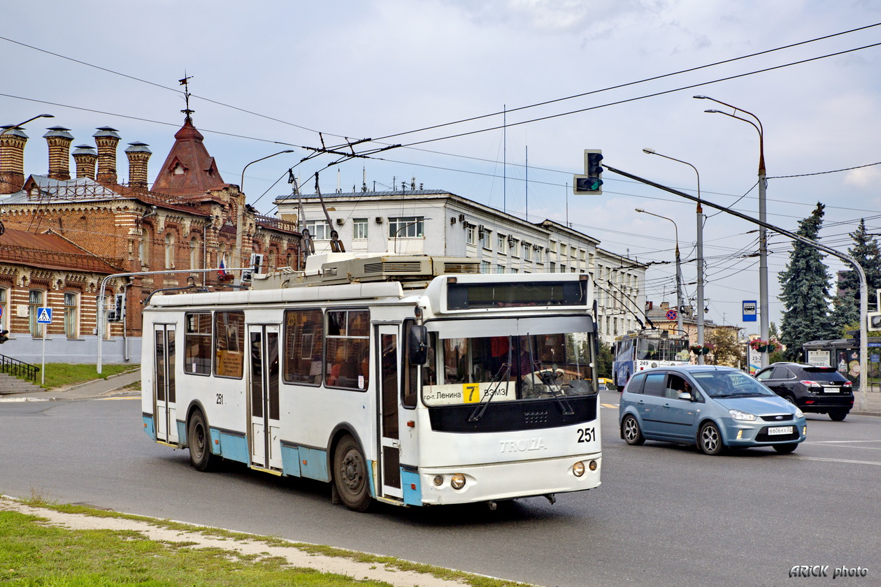 Владимир, ЗиУ-682Г-016.04 № 251