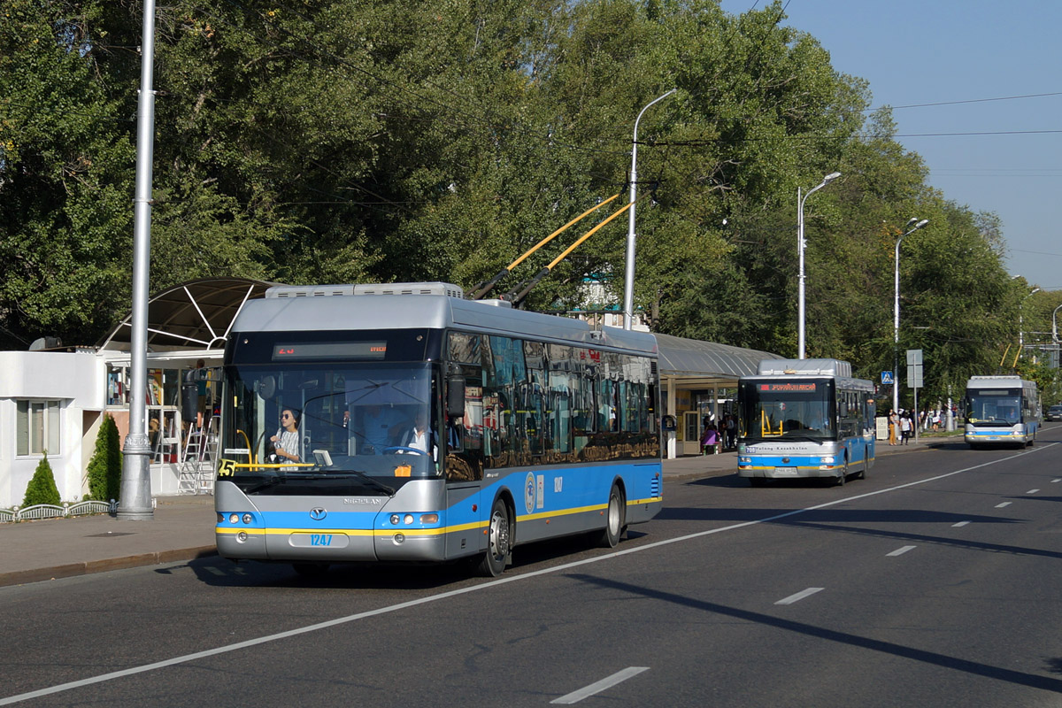 Алматы, YoungMan JNP6120GDZ (Neoplan Kazakhstan) № 1247