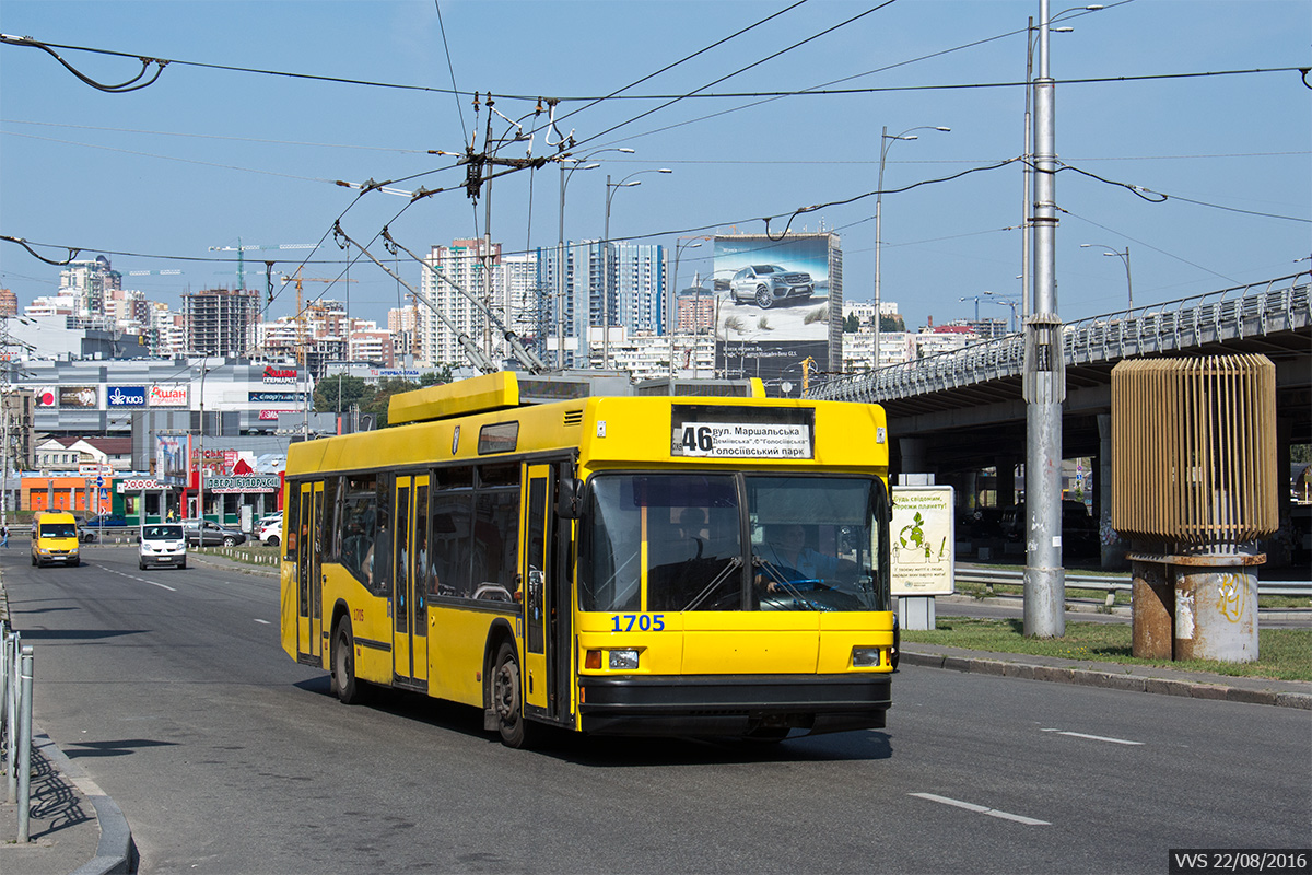 Київ, МАЗ-103Т № 1705