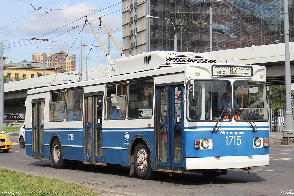 Москва, ЗиУ-682ГМ1 (с широкой передней дверью) № 1715