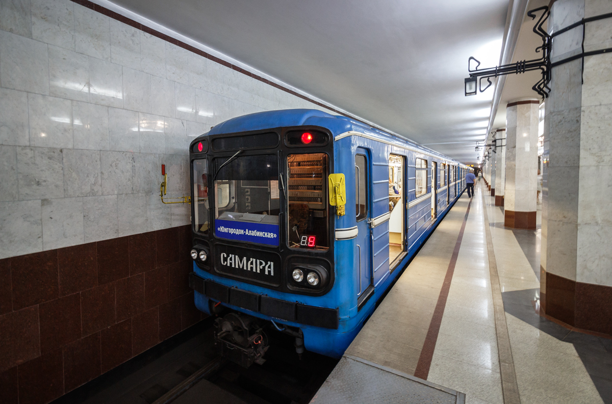 Самара, 81-717 (ЛВЗ) № 8827