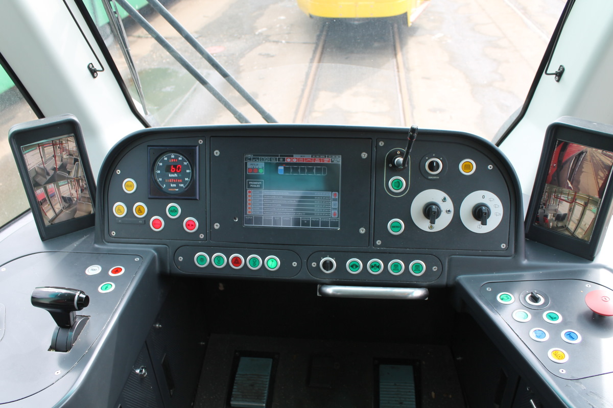 Belgrad, CAF Urbos 3 Nr. 81502 (1502)