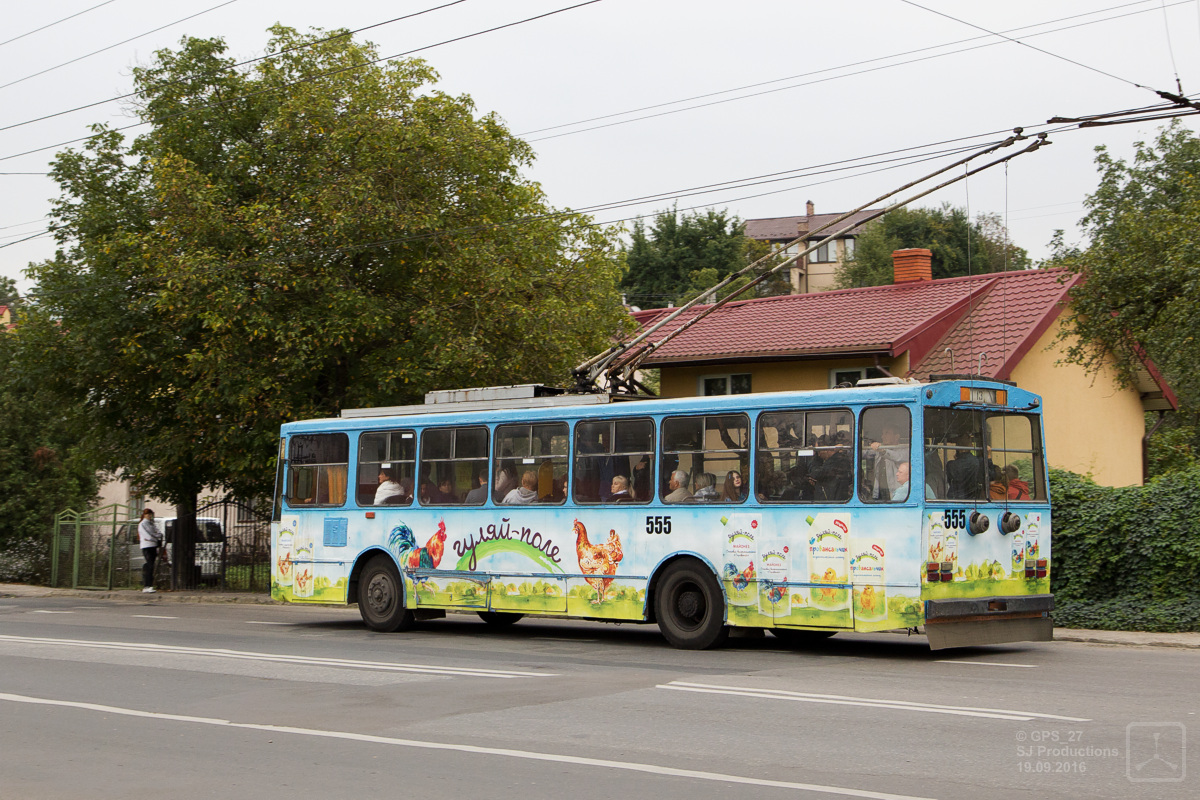 Львов, Škoda 14Tr89/6 № 555