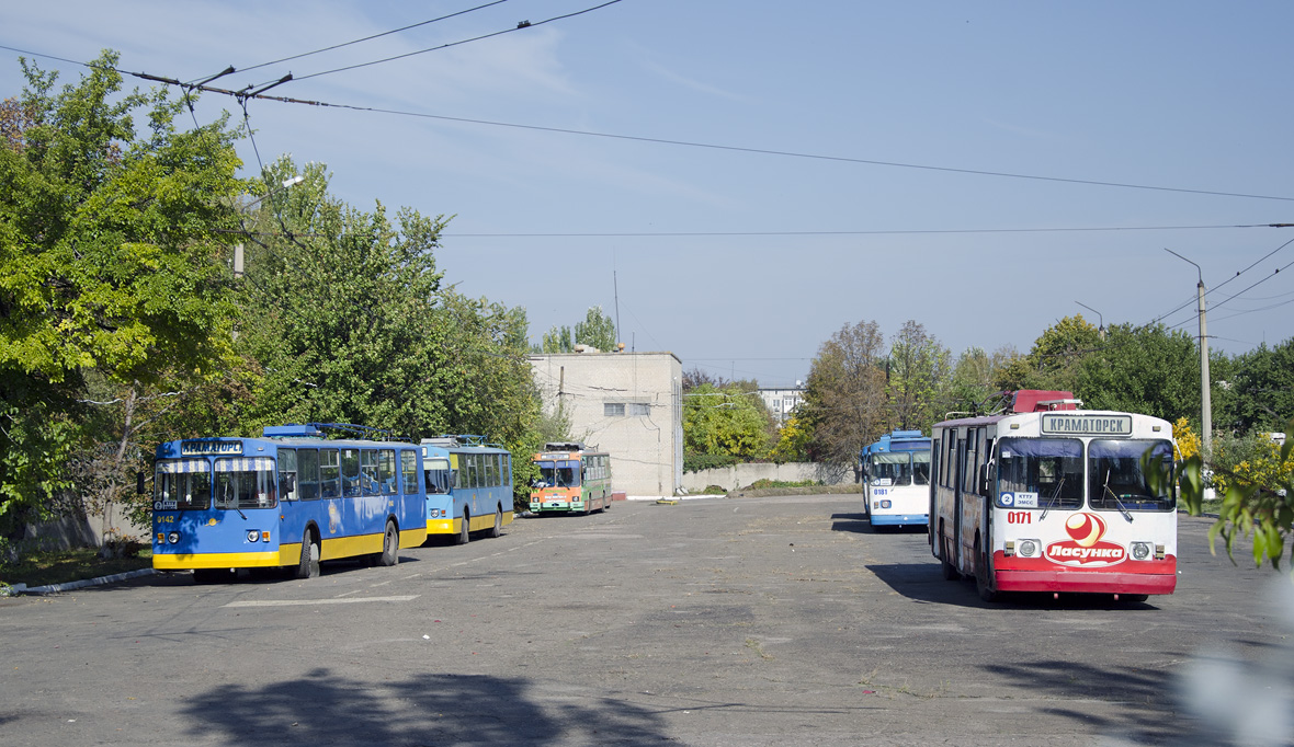 Краматорск, ЗиУ-682Г-016 (012) № 0142; Краматорск, ЗиУ-682В [В00] № 0171