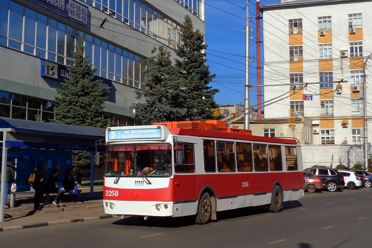 Саратов, ЗиУ-682Г-016.02 № 2258
