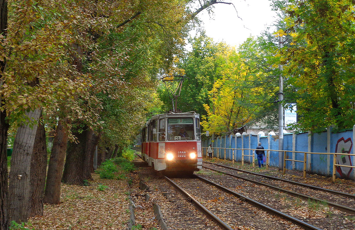 Саратов, 71-605 (КТМ-5М3) № 1200