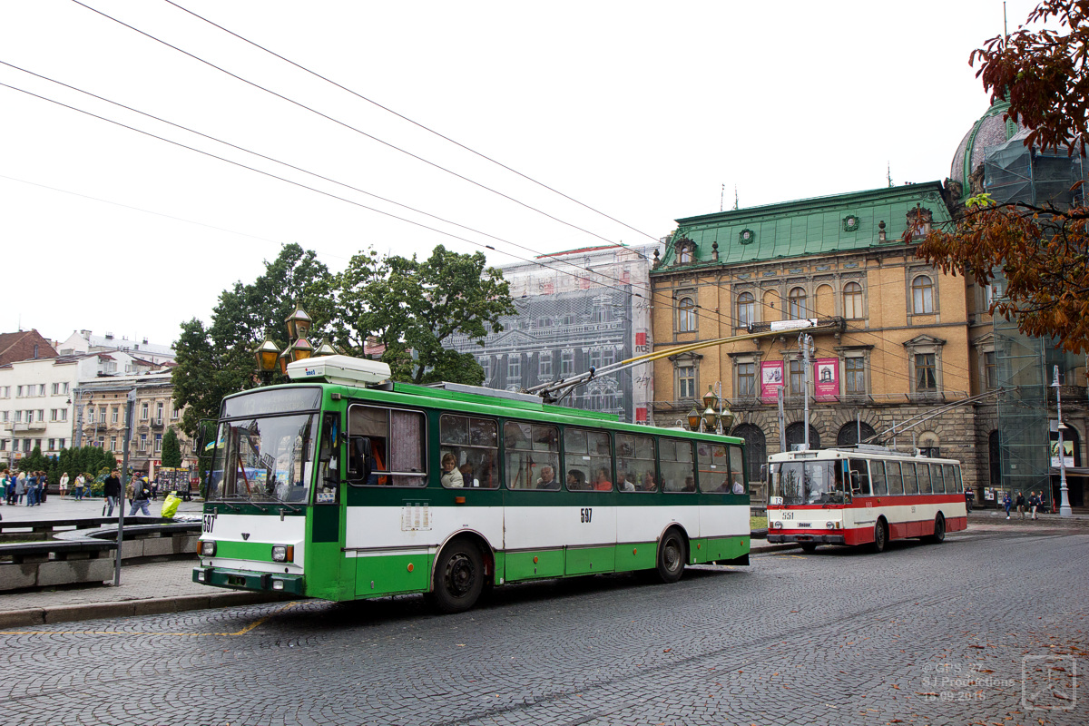 Львов, Škoda 14TrM № 597
