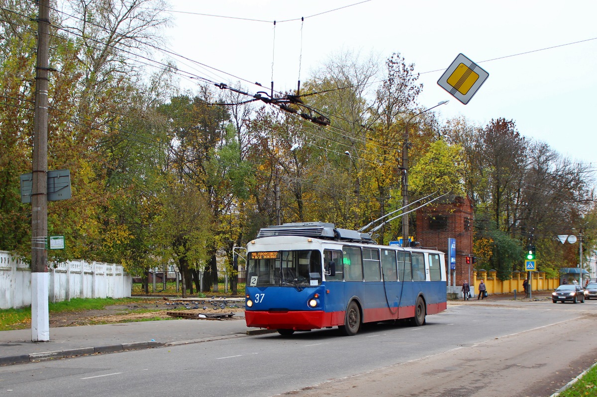 Тверь, ВЗТМ-5284 № 37; Тверь — Троллейбусные линии: Центральный район