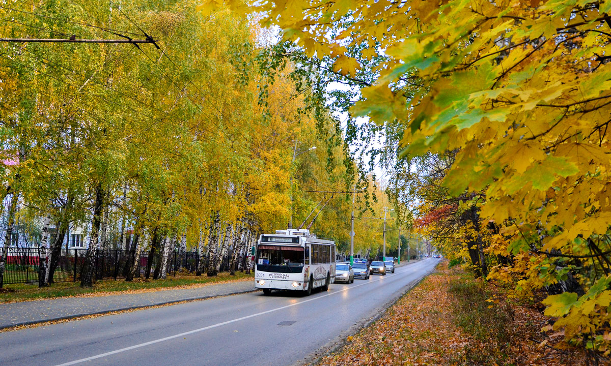 Penza, ZiU-682G-016.02 Br. 2054