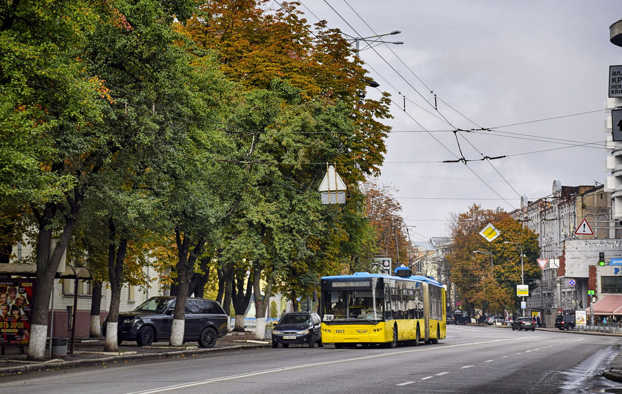 Kiev, LAZ E301D1 Nr. 1613