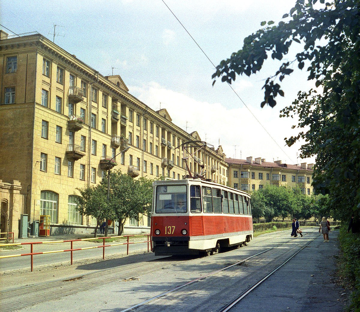 Челябинск, 71-605 (КТМ-5М3) № 137; Челябинск — Исторические фотографии