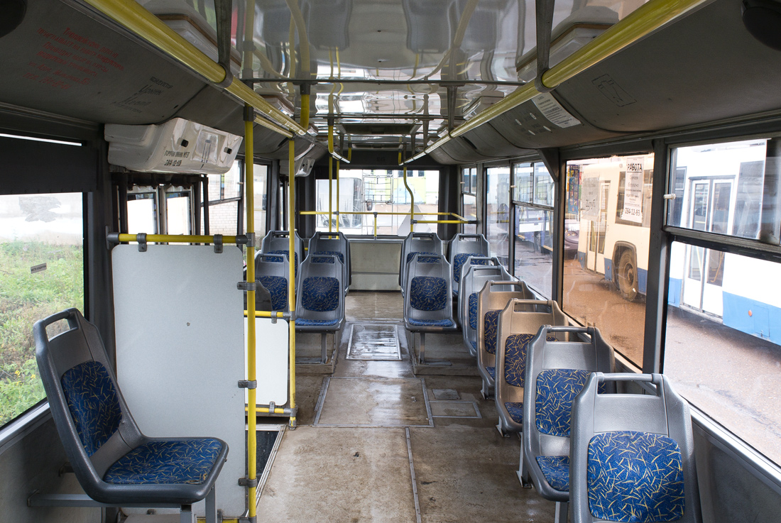 Уфа, БТЗ-52764Р № 1049; Уфа — Салоны