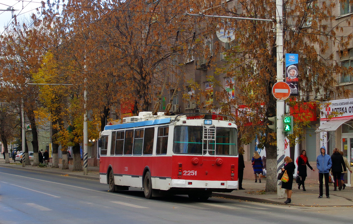 Саратов, ЗиУ-682Г-016.02 № 2251