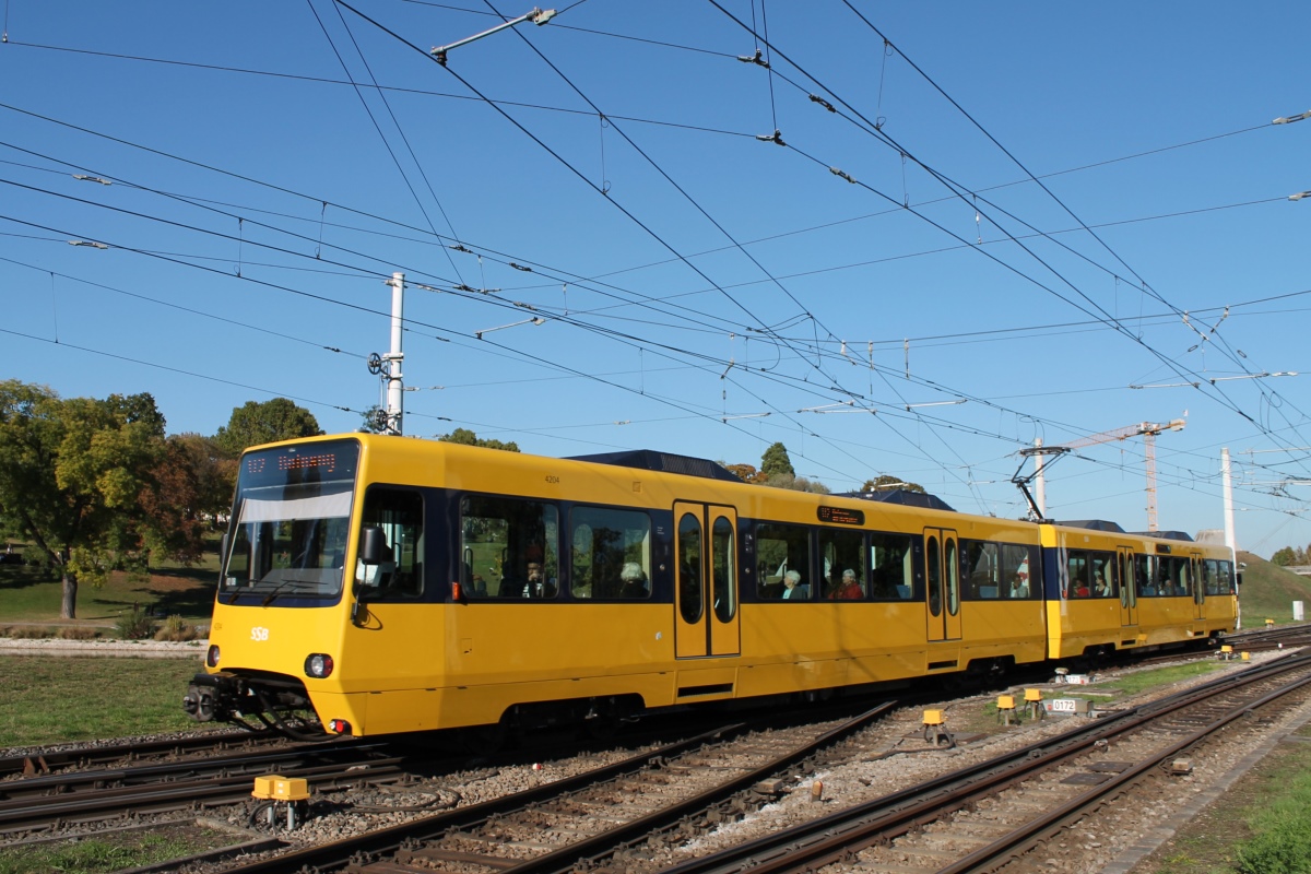 Штутгарт, Duewag DT8.S № 4204