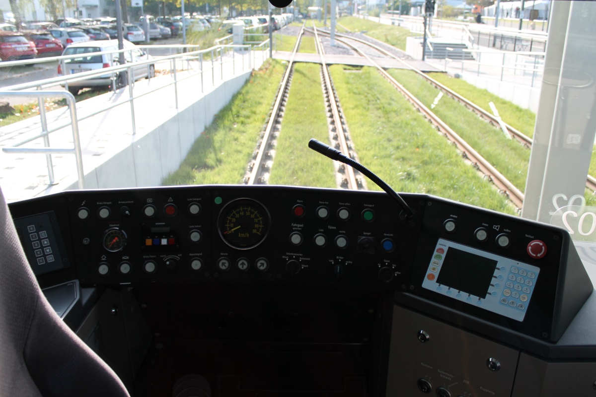 Штутгарт, Duewag DT8.S № 4184 Штутгарт, Duewag DT8.S № 4184