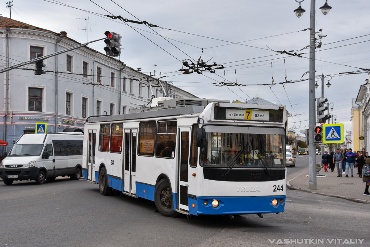 Владимир, ЗиУ-682Г-016.02 № 244