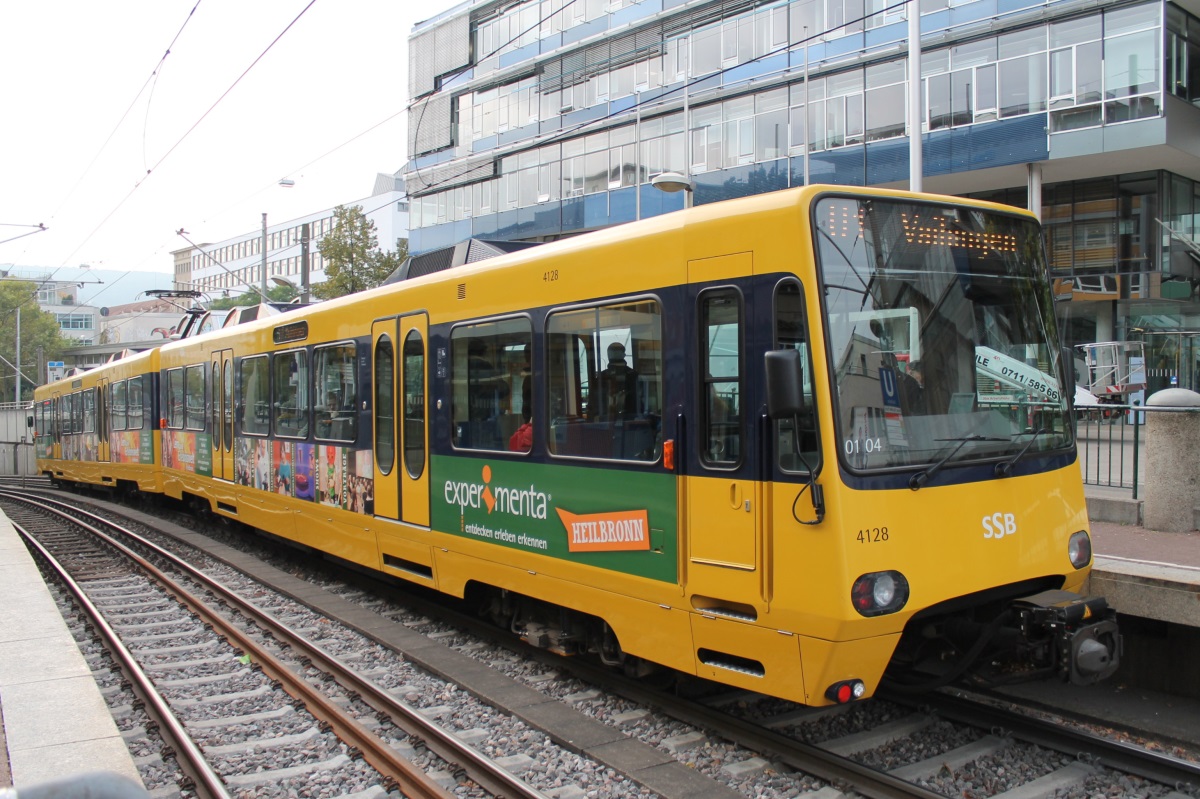 Штутгарт, Duewag DT8.S № 4128
