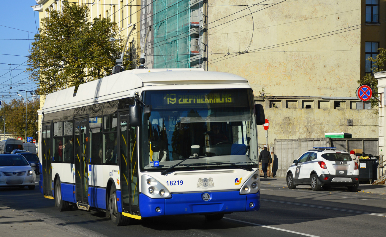 Рига, Škoda 24Tr Irisbus Citelis № 18219