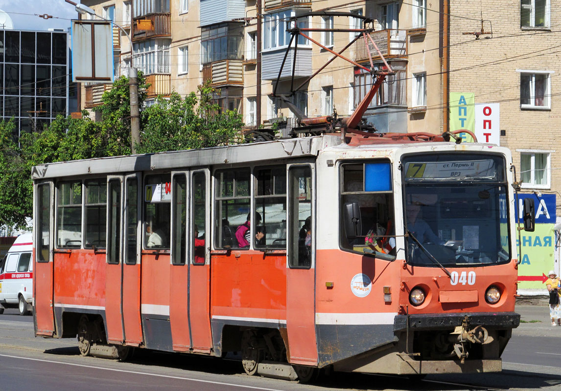 Пермь, 71-608КМ № 040