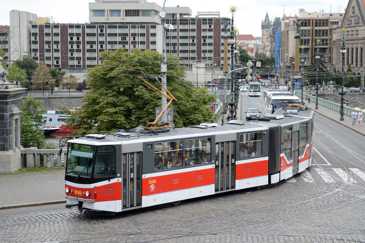 Прага, Tatra KT8D5R.N2P № 9098