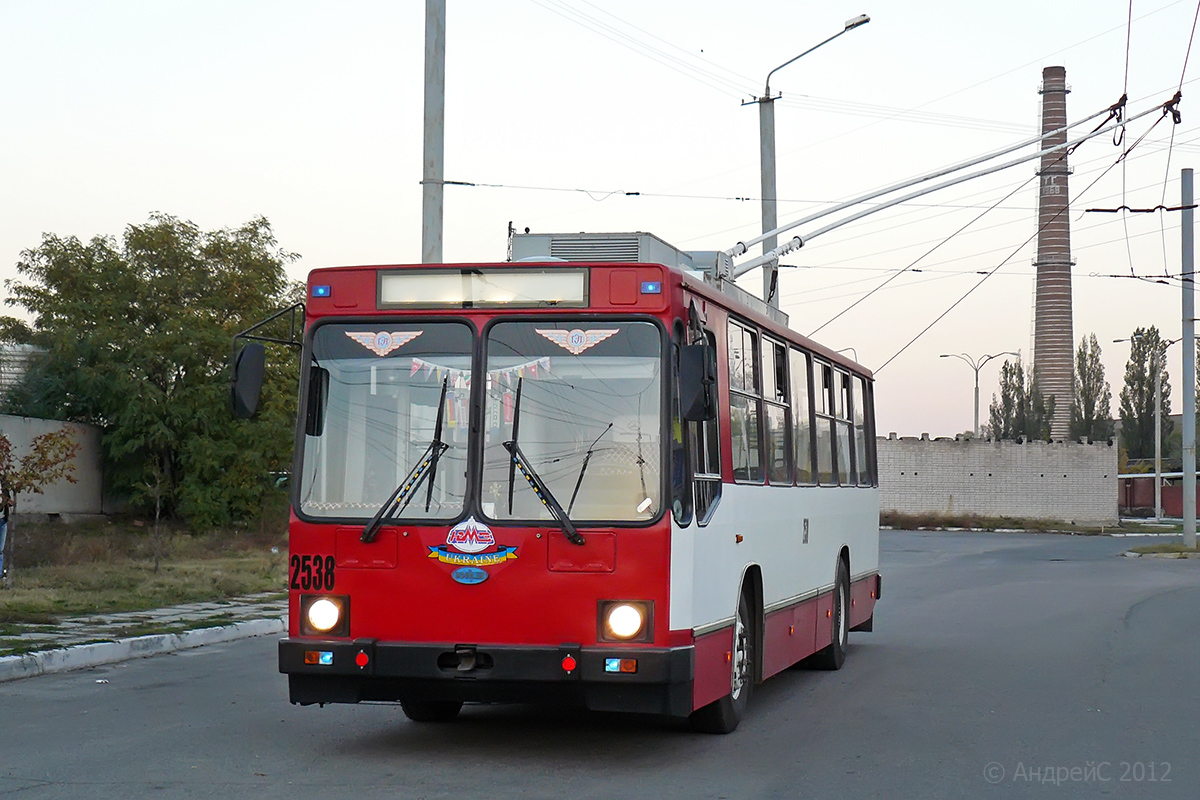 Днепр, ЮМЗ Т2 мод. 7 № 2538; Днепр — Прогулка на ЮМЗ-Е186 и ЮМЗ-Т2 (20.10.2012)