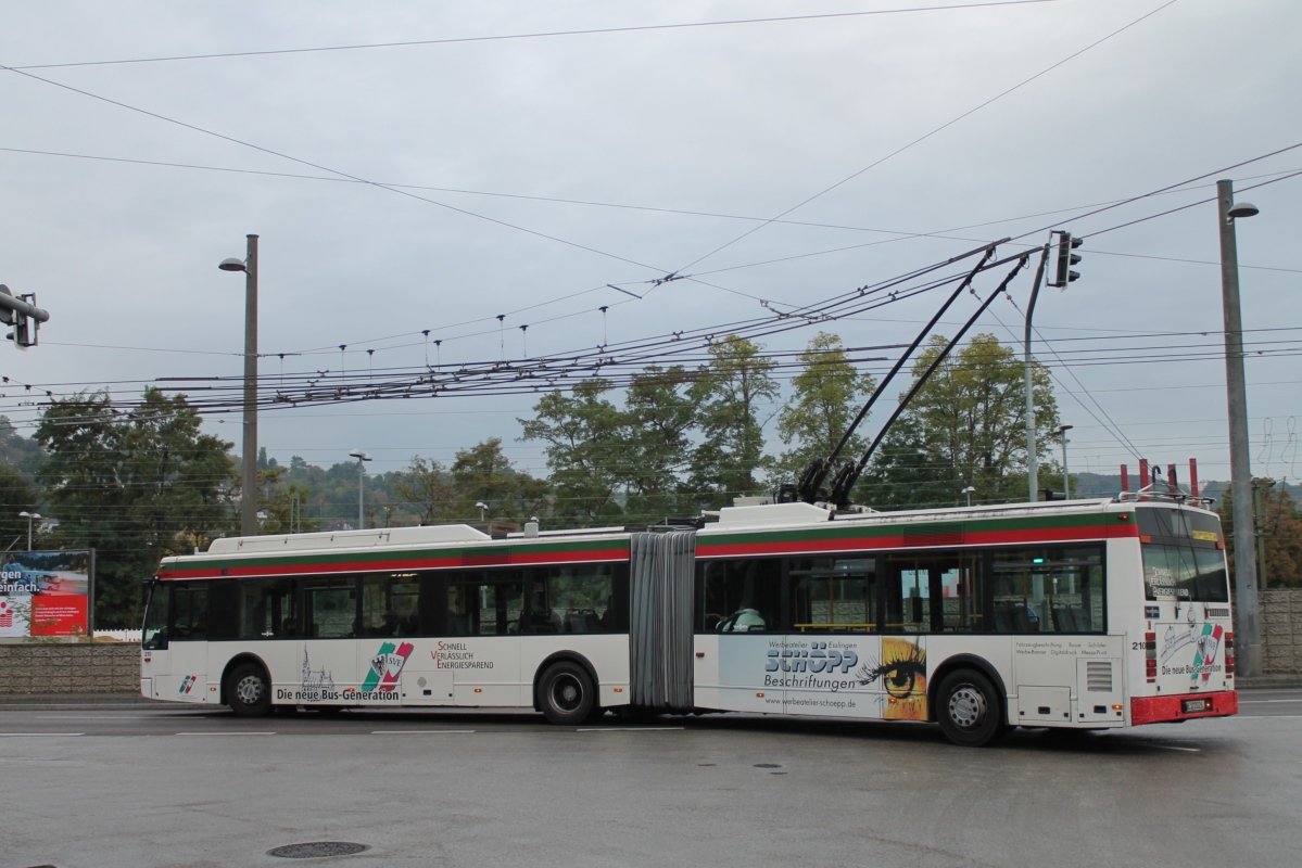 Esslingen am Neckar, Van Hool AG 300T # 210