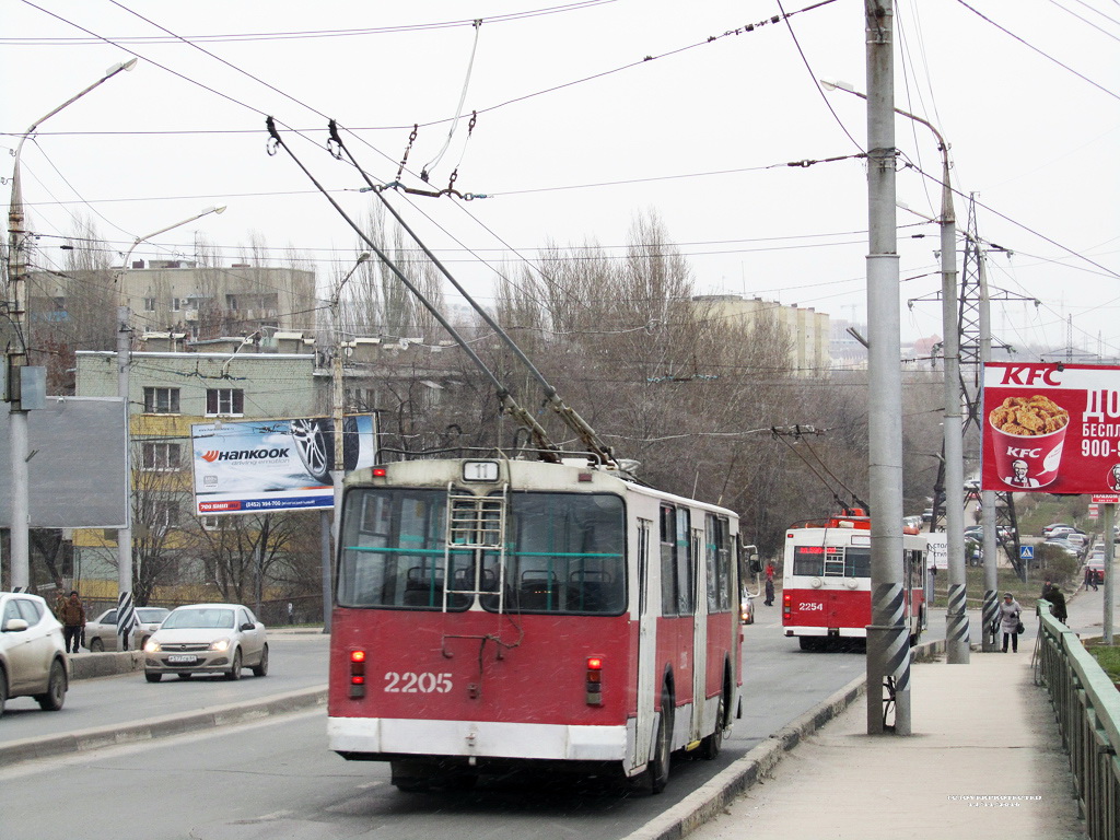 Саратов, ЗиУ-682Г-016 (012) № 2205
