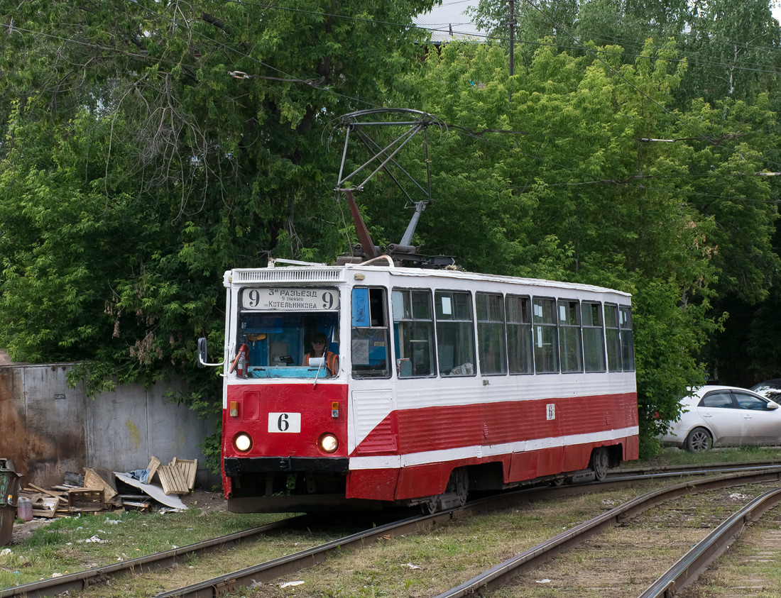 Omsk, 71-605 (KTM-5M3) nr. 6 Omsk, 71-605 (KTM-5M3) nr. 6