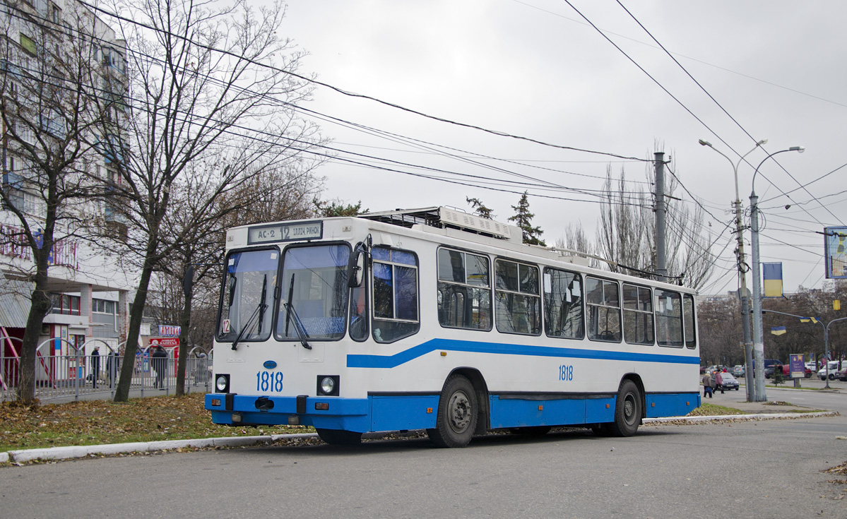 Мариуполь, ЮМЗ Т2 № 1818