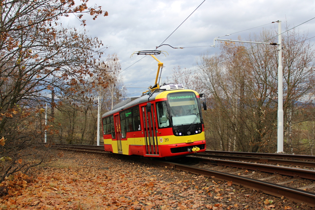 Most ― Litvínov, Vario LFR.S Nr. 253